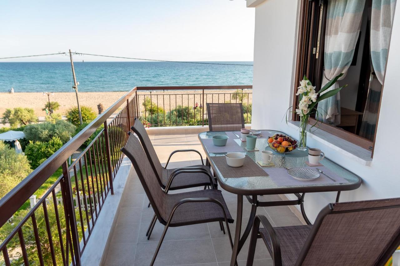 Dimi Seafront Apartment By Rentals Pro Services - Nea Moudania Ngoại thất bức ảnh