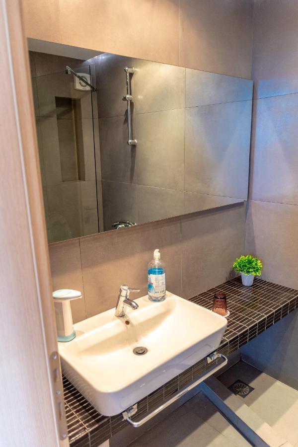 Dimi Seafront Apartment By Rentals Pro Services - Nea Moudania Ngoại thất bức ảnh