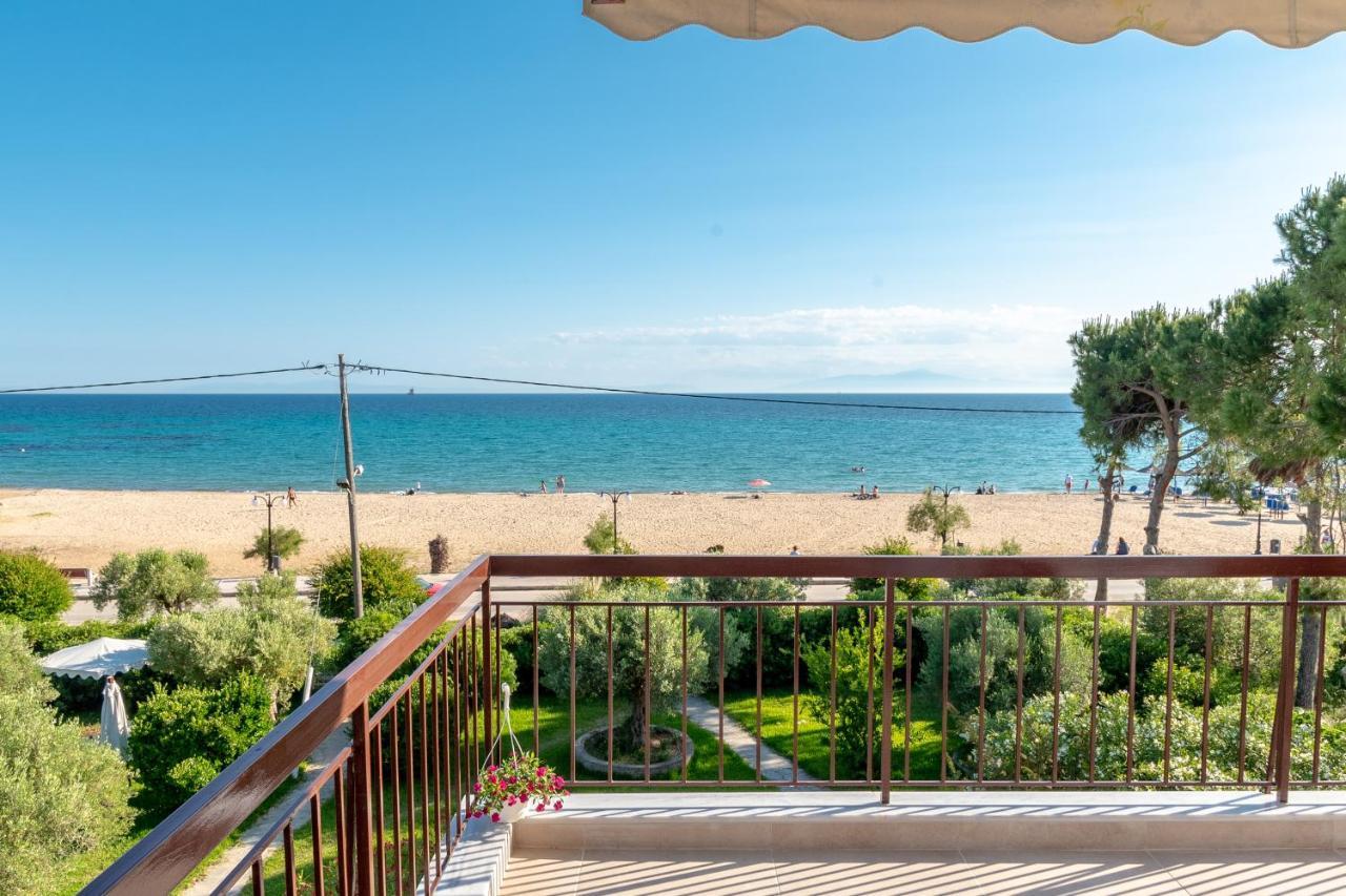 Dimi Seafront Apartment By Rentals Pro Services - Nea Moudania Ngoại thất bức ảnh
