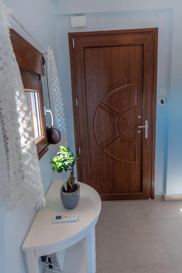 Dimi Seafront Apartment By Rentals Pro Services - Nea Moudania Ngoại thất bức ảnh